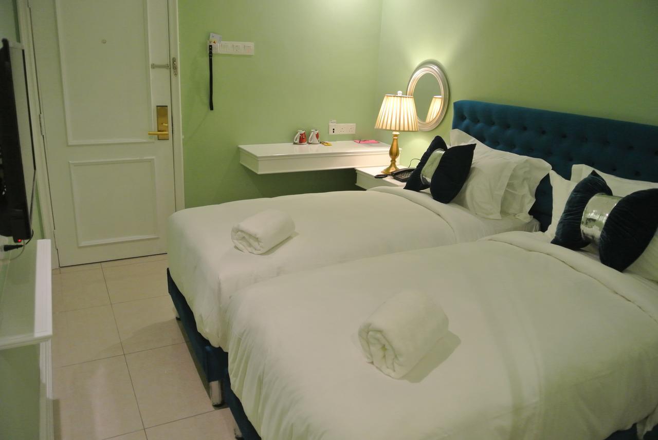 1 Day Car Hotel Station 18 Ипох Екстериор снимка