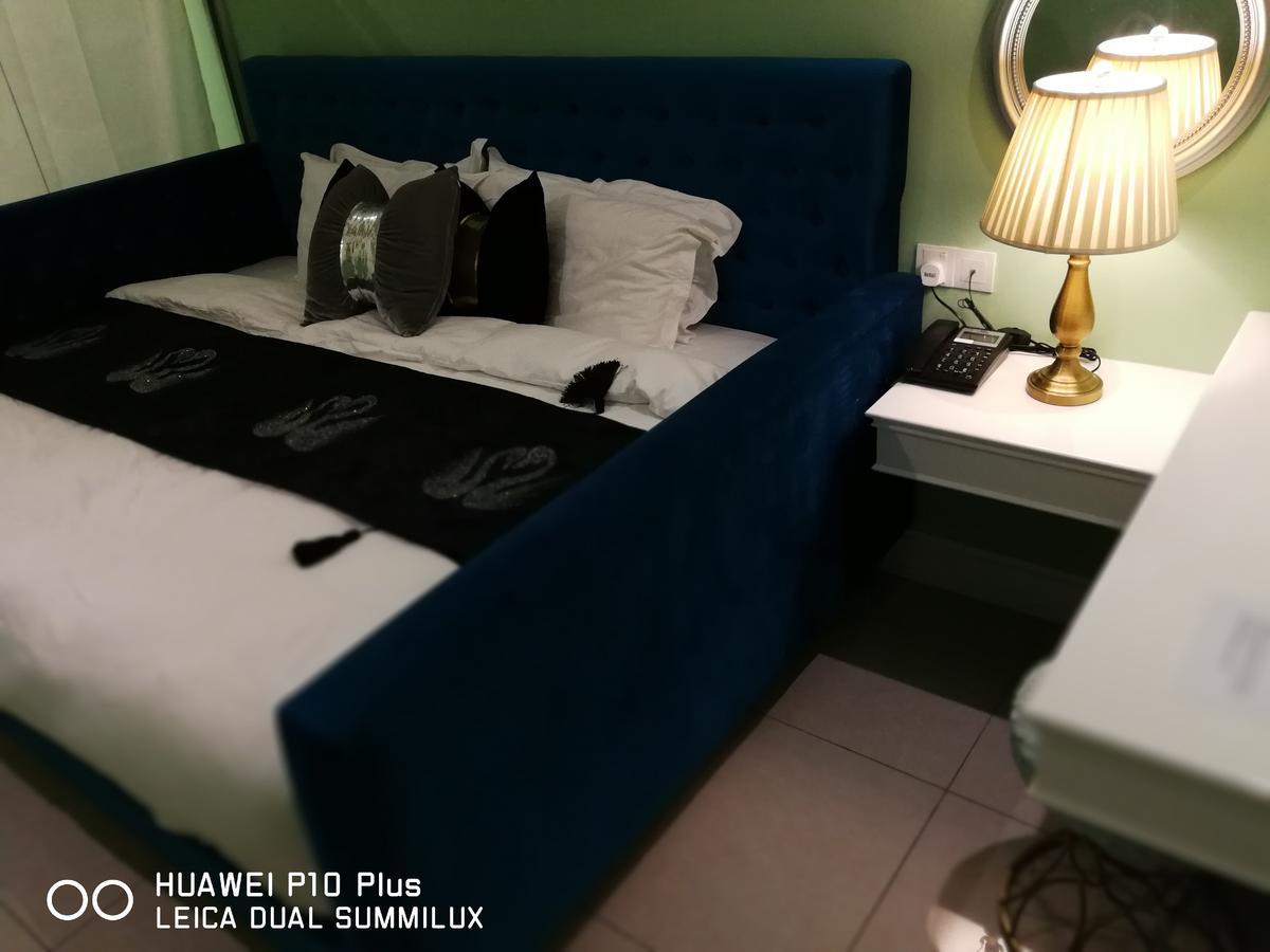 1 Day Car Hotel Station 18 Ипох Екстериор снимка